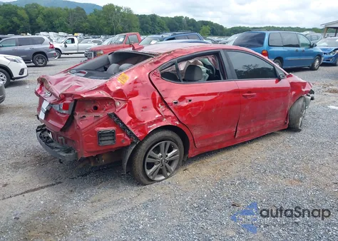 2017 Hyundai Elantra Se z USA, uszkodzony, nr VIN 5NPD84LF6HH192993